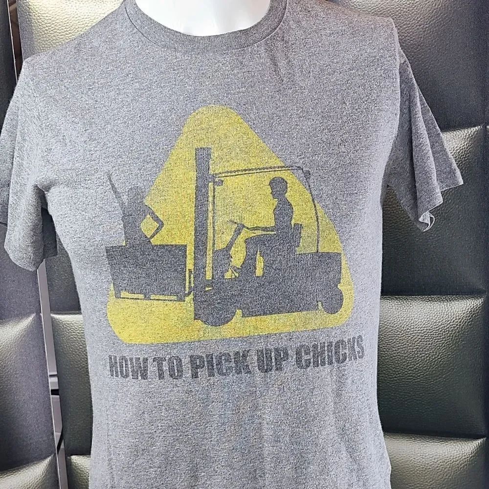 Gray tshirt  